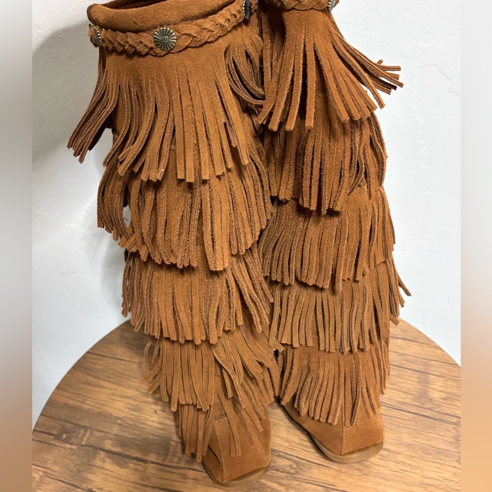 Minnetonka Brown Fringe Winter Boots - Picture 9 of 11